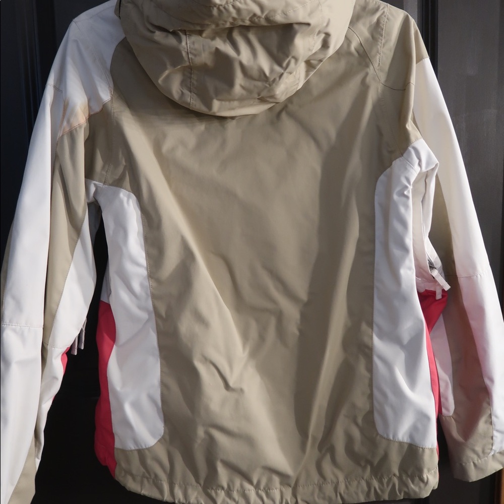 Snow Jacket - Picture 2 of 4